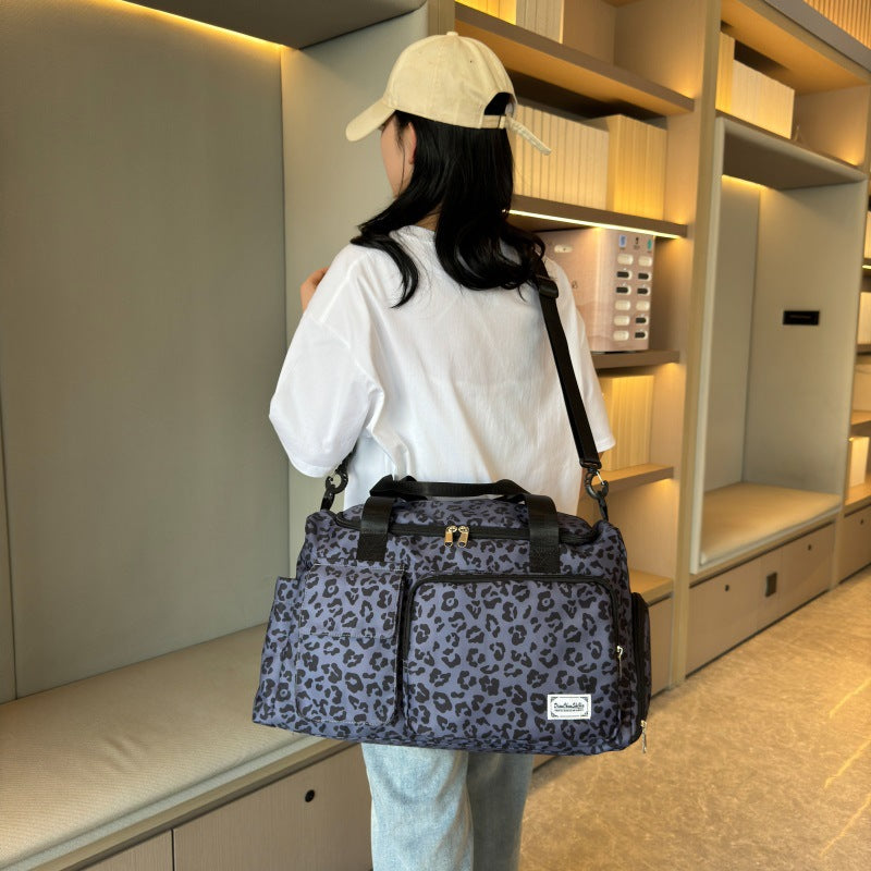 AUGUST | Stoere Leopard Sporttas – Stijlvol, Ruim & Onmisbaar voor Onderweg