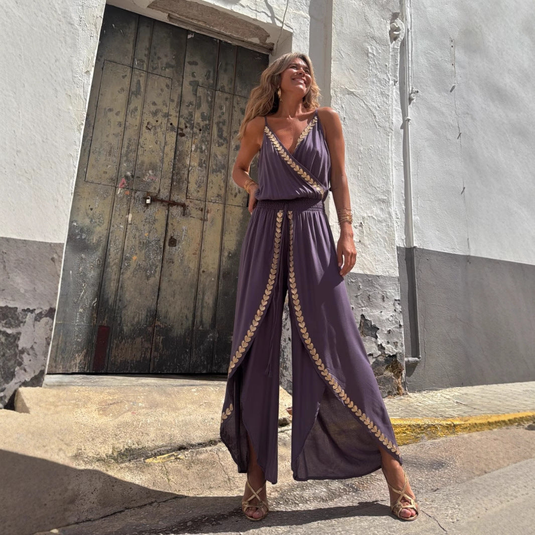 ZARAH | Bohemian Jumpsuit Dames met Goudgeborduurde Details en Split – Paarse Zomeroutfit