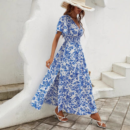 DONNA | Zomerse Maxi Jurk met Blauw-Witte Bloemenprint – Boho Chic V-hals Jurk