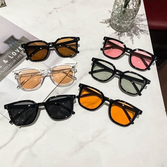 SUN | Trendy Unisex Zonnebril – Fashion Statement in Meerdere Kleuren