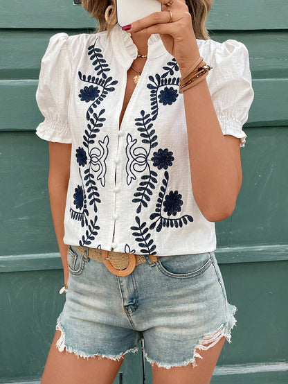 MAECY | Geborduurde Katoenen Blouse – Frisse Zomerstijl met Boho Details