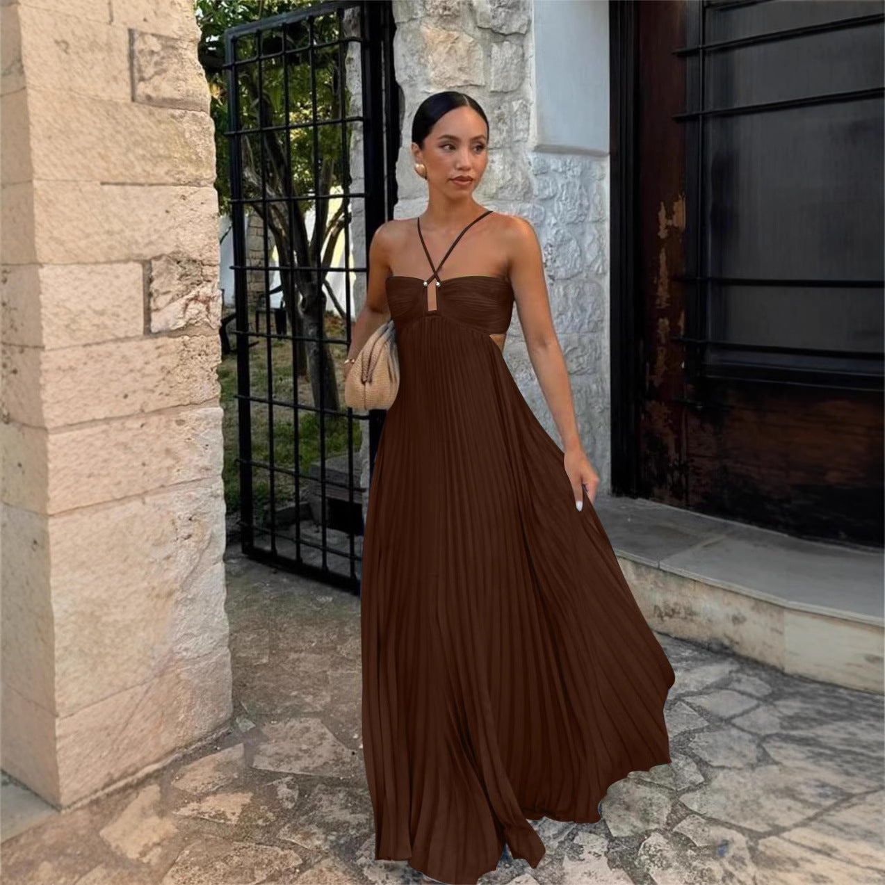 ALMIRA | Plissé Maxi Jurk met Open Rug – Zomerse Elegantie