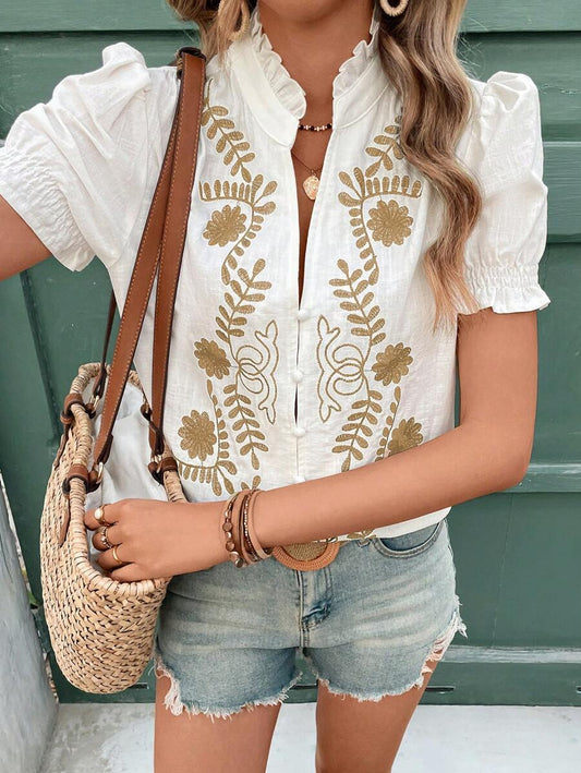 MAECY | Geborduurde Katoenen Blouse – Frisse Zomerstijl met Boho Details