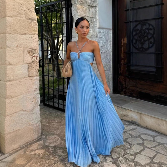 ALMIRA | Plissé Maxi Jurk met Open Rug – Zomerse Elegantie