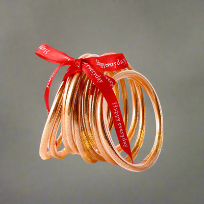 HOLLY | Set van 10 Glanzende Armbanden – Siliconen Glamour in Kleurenmix