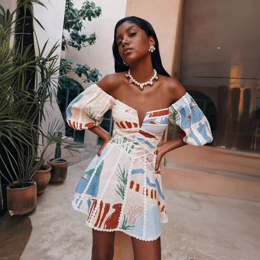 LATIFA | Boho Chic Off Shoulder Jurk – Artistieke Print & Speelse Look