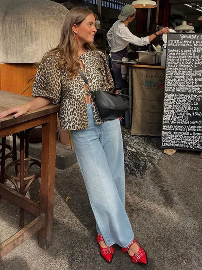 SAAR | Panterprint Blouse – Statement Top met Pofmouwen