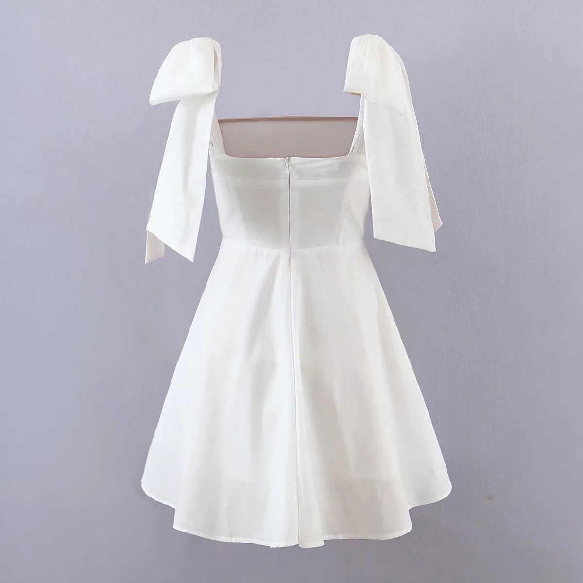 ILSE | Witte Strikband Jurk – Speels & Romantisch