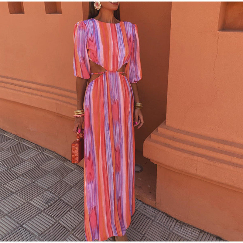 RENATA | Tie-Dye Maxi Jurk met Cut-Out Rugdetail – Zomerse Eyecatcher