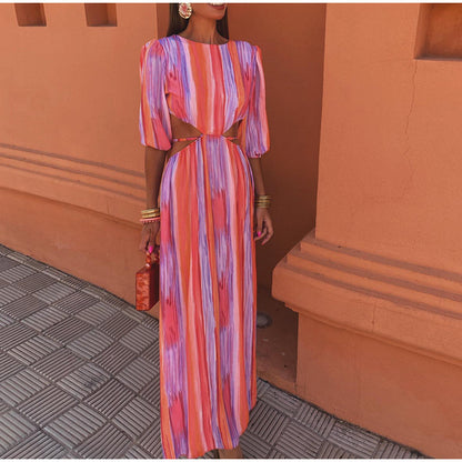 RENATA | Tie-Dye Maxi Jurk met Cut-Out Rugdetail – Zomerse Eyecatcher