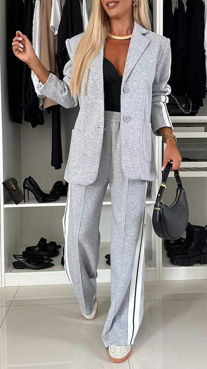 MONE | Damespak met Sportieve Strepen - Comfortabele Blazer Set Dames