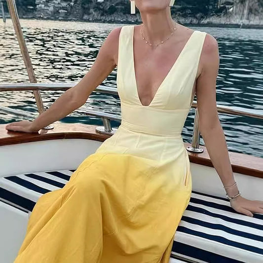 JULIENNE | Zomerse Maxi Jurk – Ombre Geel met Verleidelijke V-hals