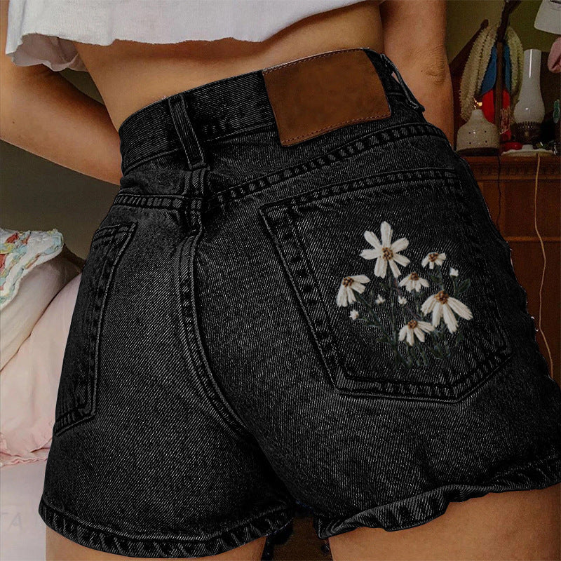 MADELIEF | Denim Short High Waist met Geborduurde Madeliefjes – Boho Zomerfavoriet