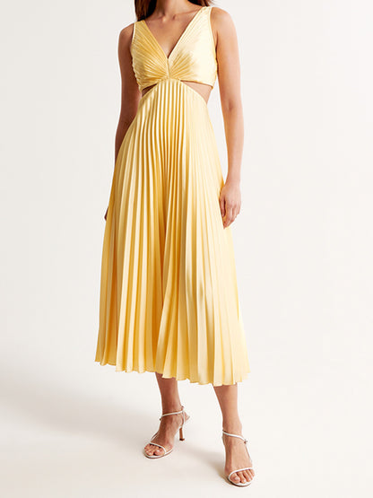 INESS | Plissé Cut-Out Jurk – Elegante Zomerlook met Open Rug