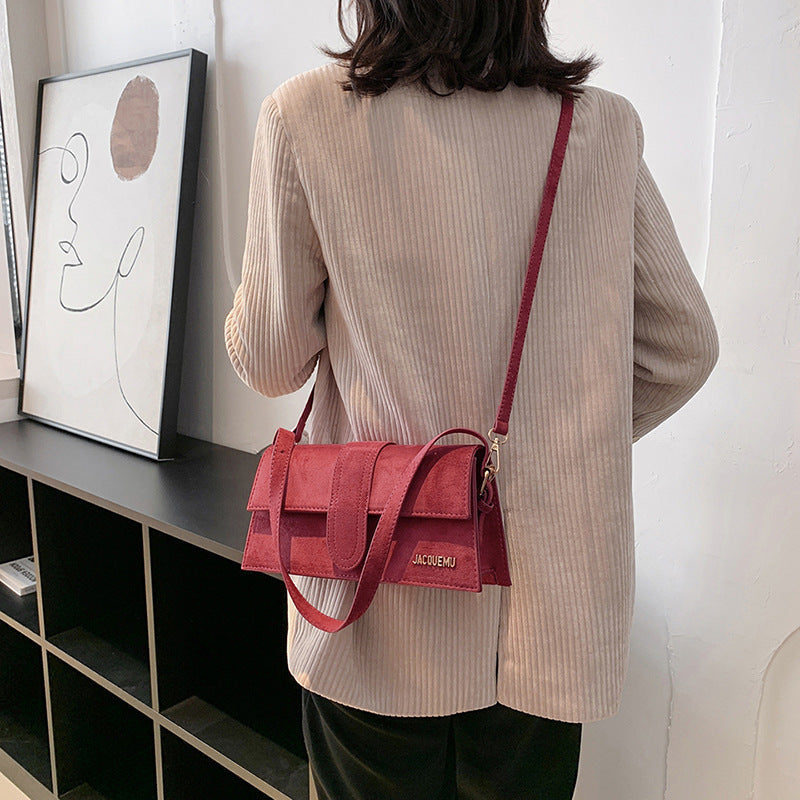 MOYA | Suède Look Schoudertas – Elegant & Verstelbaar