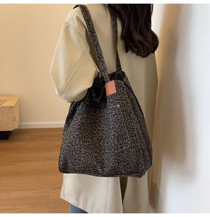 JULA | Leopard Shopper Tas XL – Grote Panterprint Totebag voor Dames