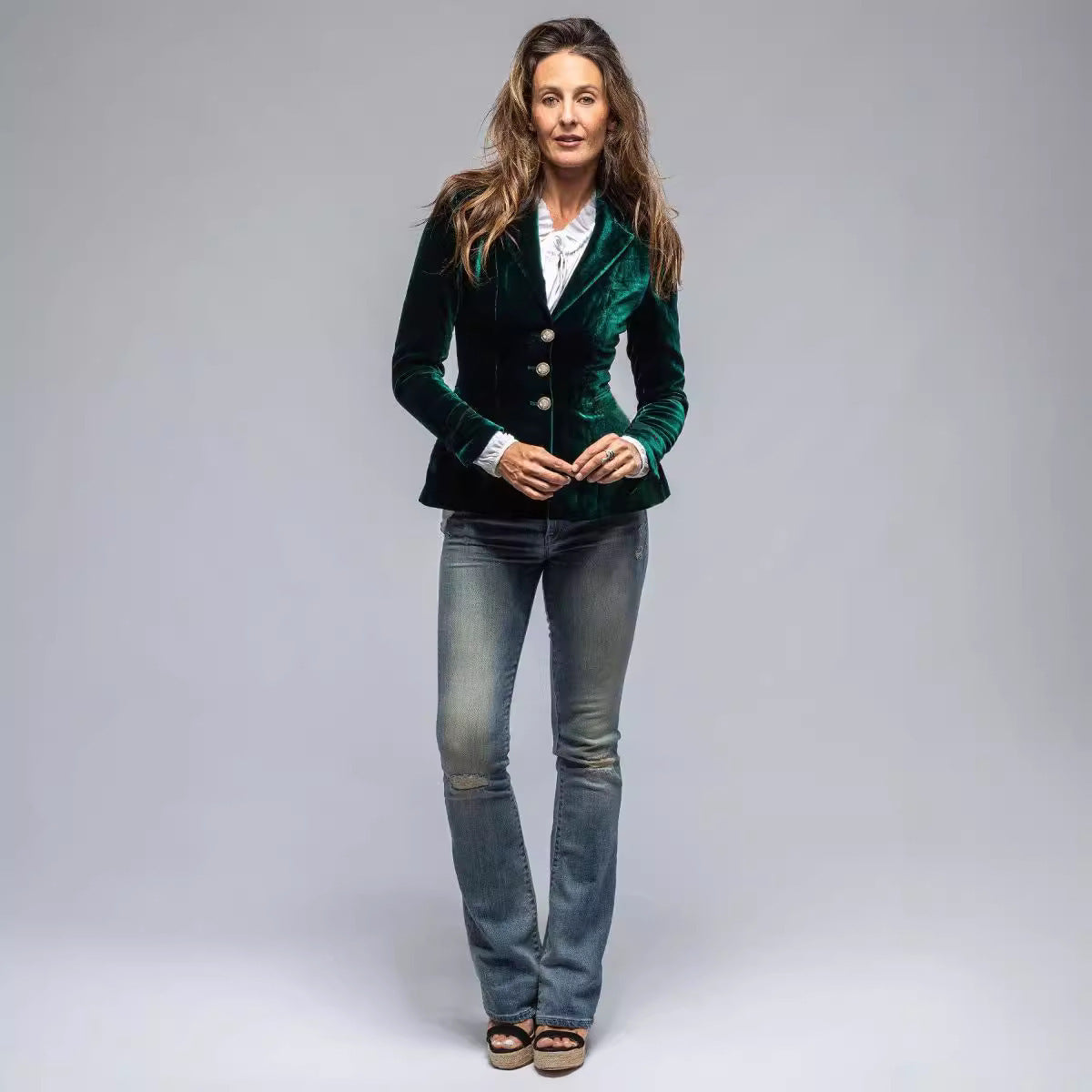 JEANNE | Velvet Blazer Dames – Getailleerde Fluwelen Blazer met Knopen