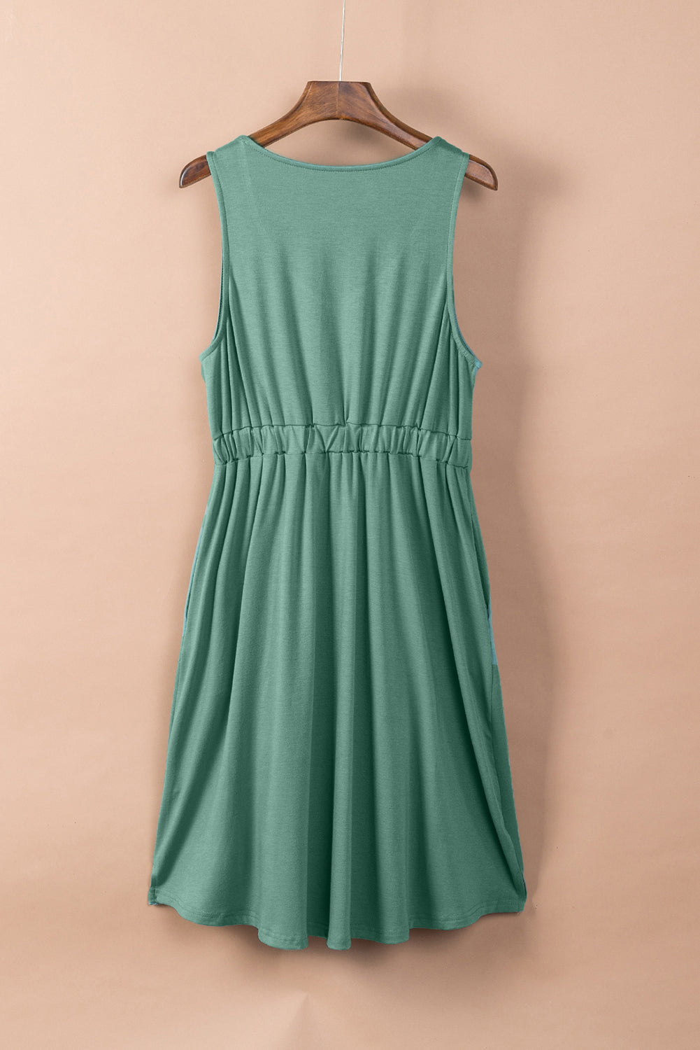 NINA |   Zomerse elegantie met deze luchtige zomerjurk