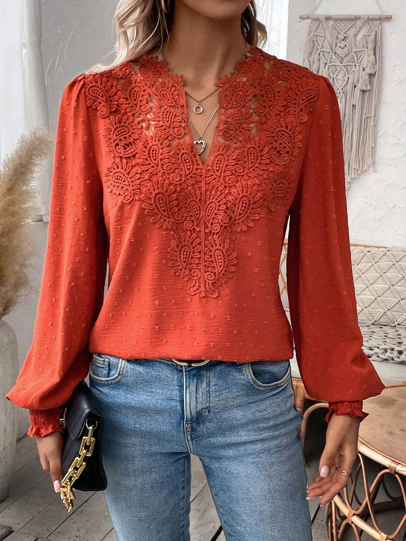 ESTHER | Blouse met Kant en Boho Touch – Tijdloos Elegant