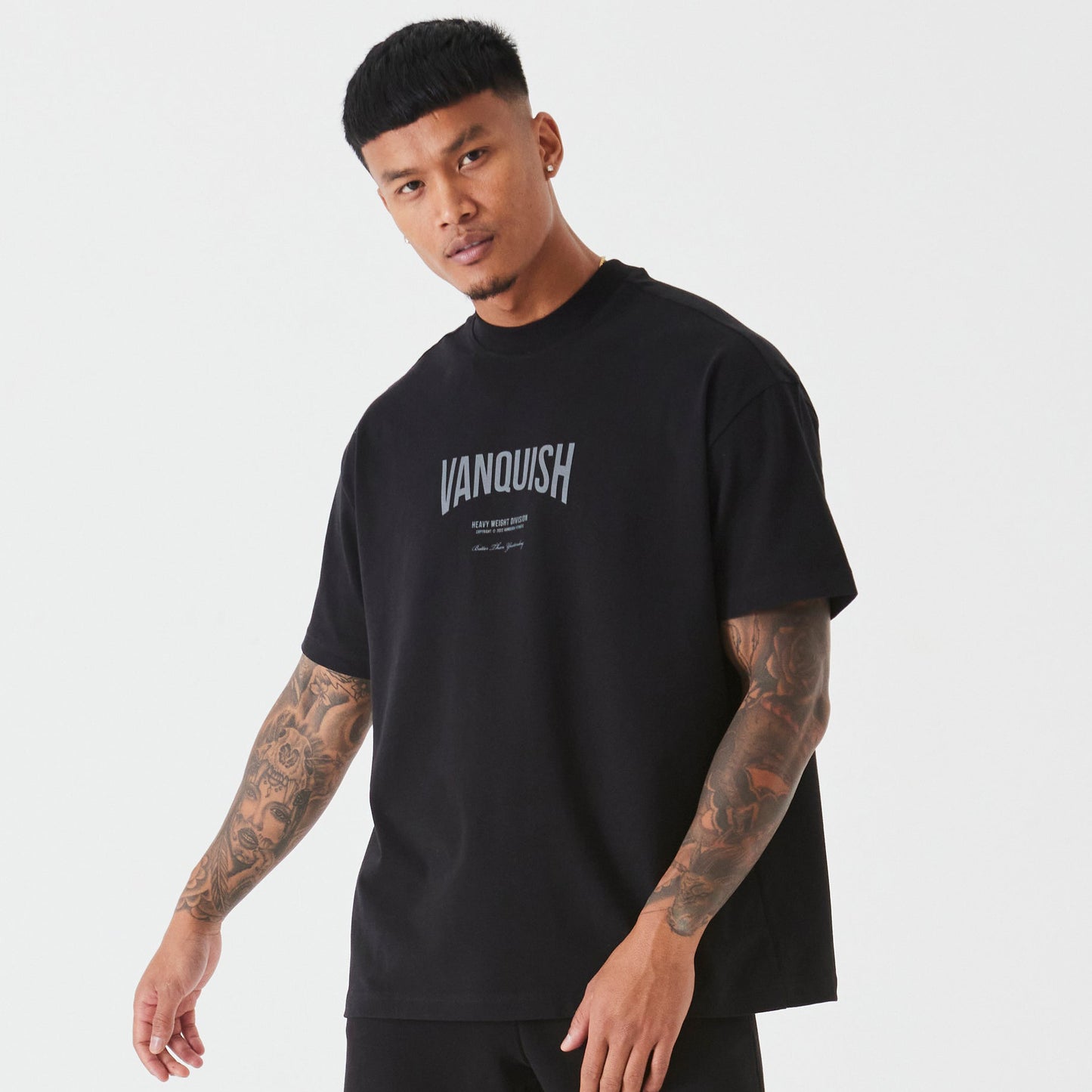 JAMAL | Vanquish Oversized T-shirt – Stijlvol, Comfortabel & Streetwear Must-Have