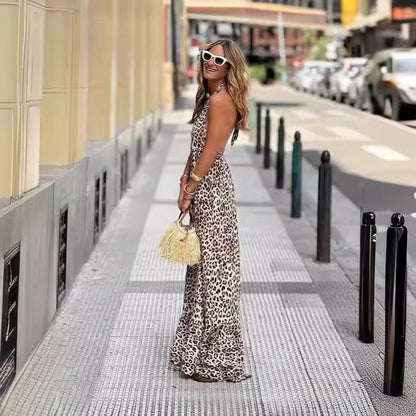 NICI | Zomerse Panterprint Maxi Jurk – Open Rug & Speelse Uitstraling