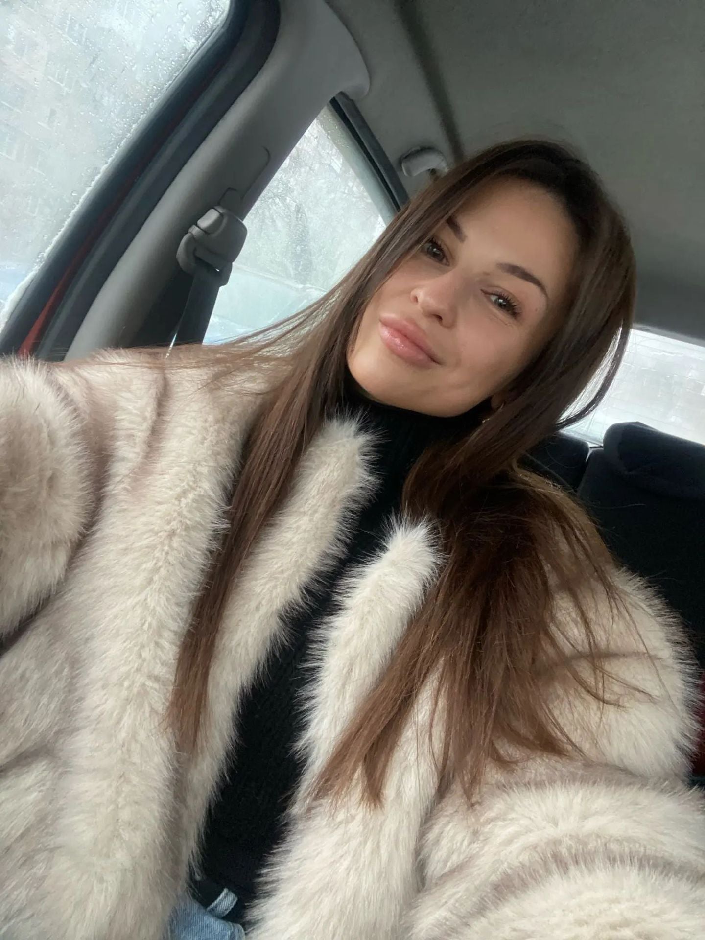 ELIZE | Faux Fur Jas – Luxe Warmte & Statement Stijl in Één