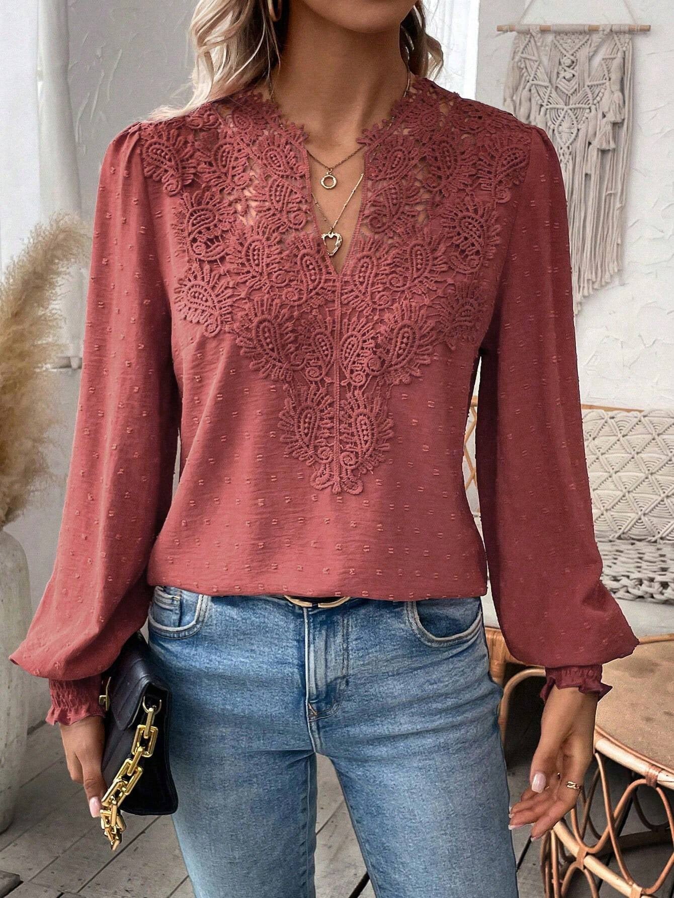 ESTHER | Blouse met Kant en Boho Touch – Tijdloos Elegant