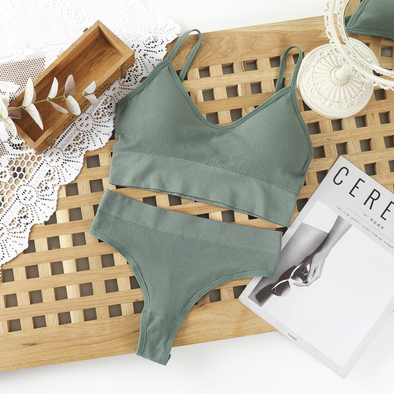 YOLANDA | Naadloze Lingerieset – Comfortabele Bralette & Slip
