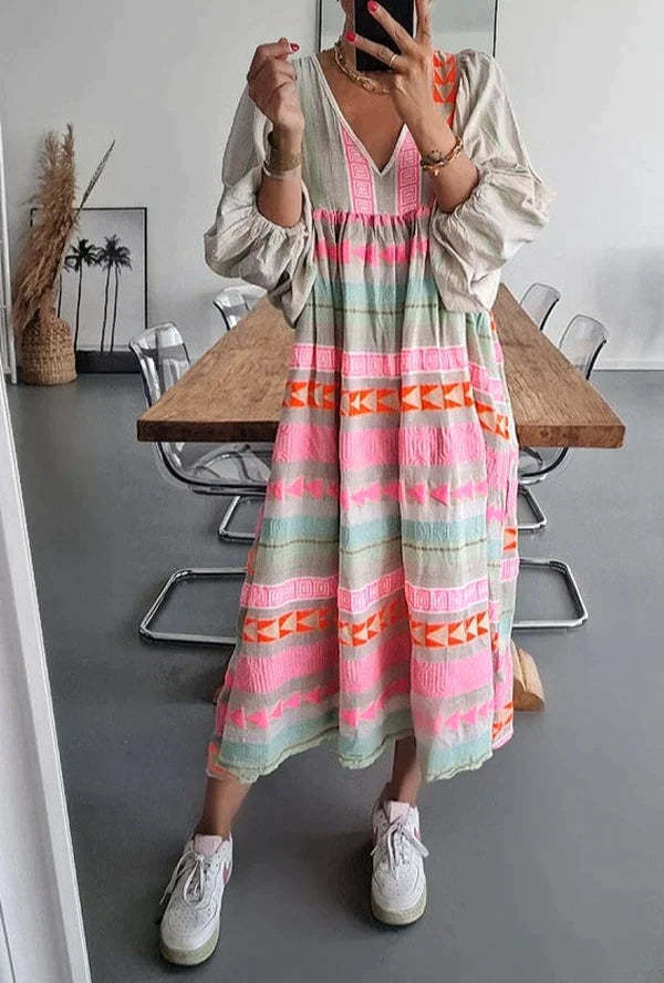 SHARON | Boho Maxi Jurk met Kleurrijke Strepen – Zomerse V-hals Jurk met 3/4 Mouwen