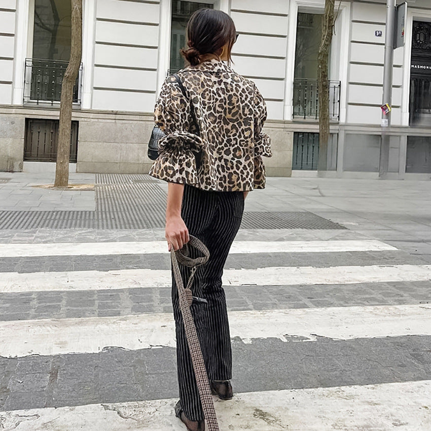 IZZY | Luxe Leopard Blouse – Trendy Animal Print Statement