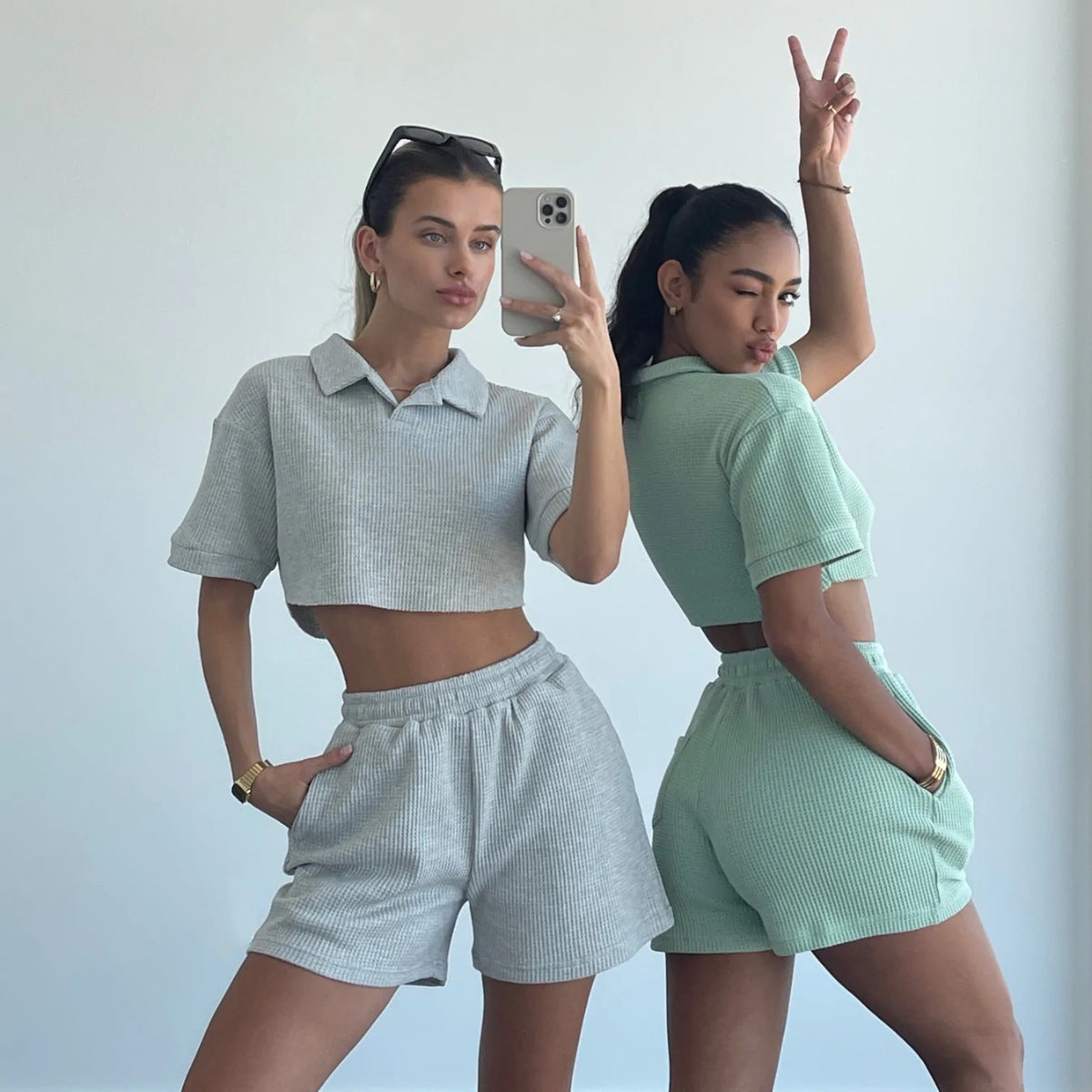 FILIPPA | Trendy Tweedelige Set - Cropped Polo en Shorts Dames