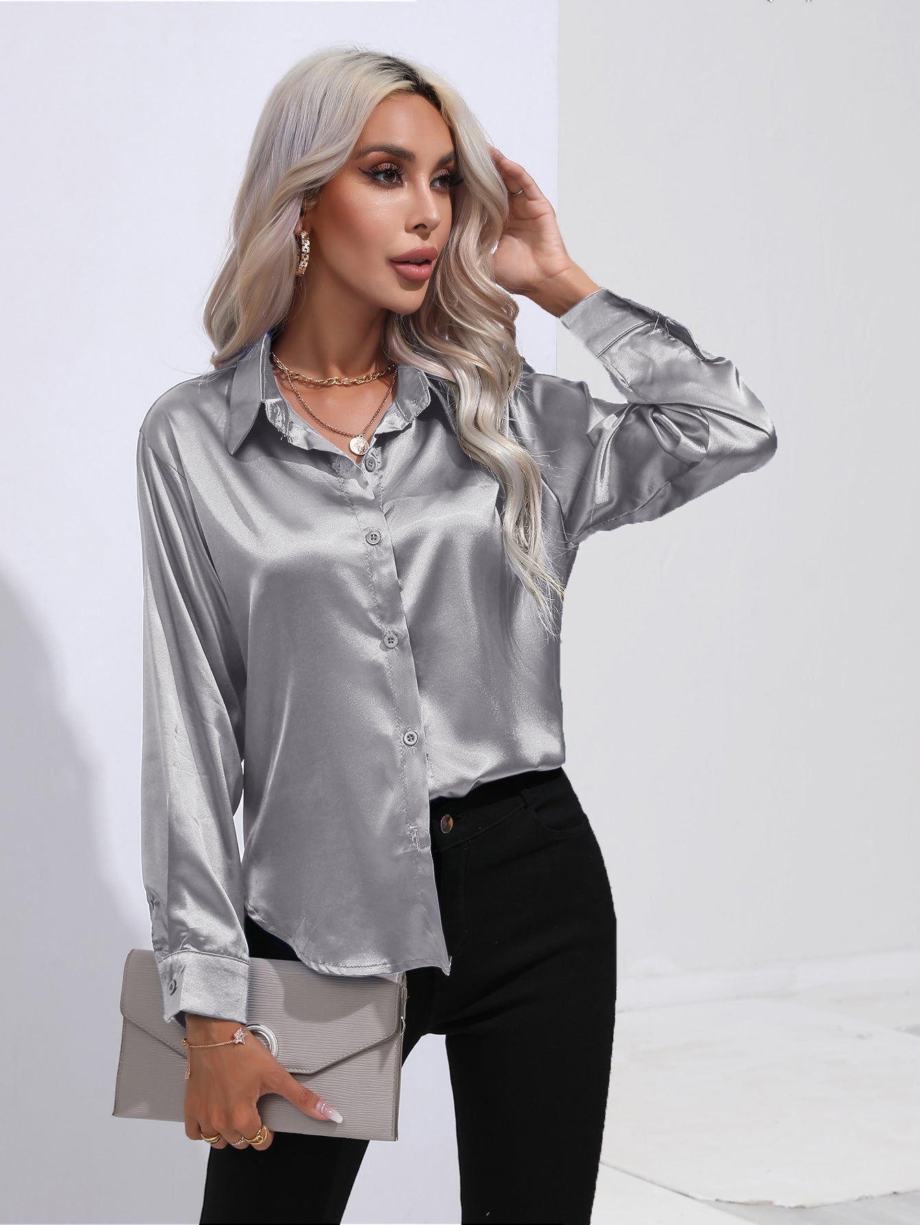 SYLVIA | Zijdezachte Satijnen Blouse – Tijdloos Chic met een Luxe Glans