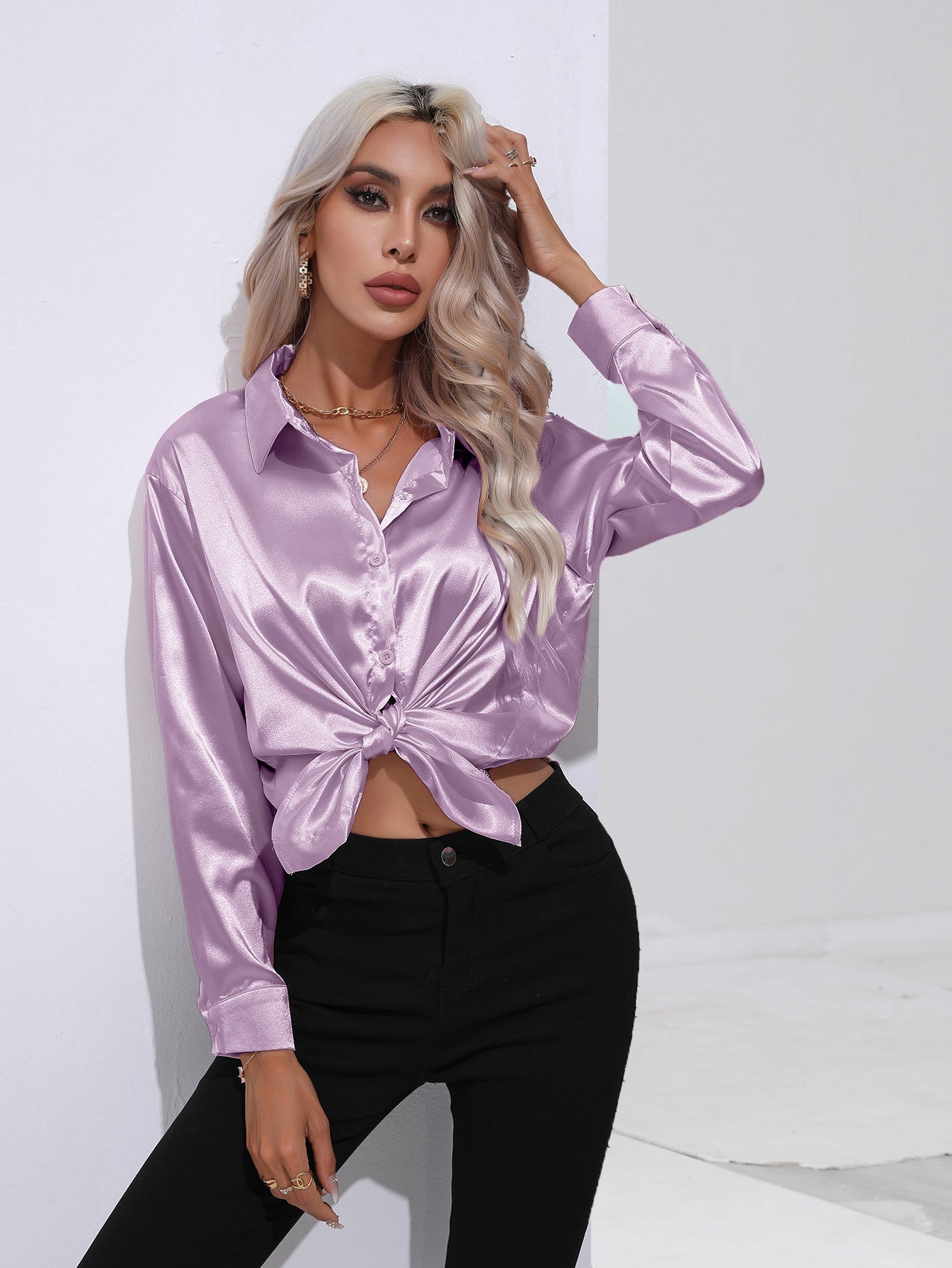 SYLVIA | Zijdezachte Satijnen Blouse – Tijdloos Chic met een Luxe Glans