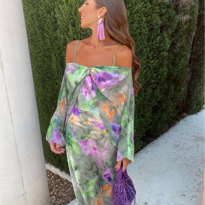 Satijnen Dames Co-ord Jurk met Tie-Dye Print – Off-Shoulder met Open Rug