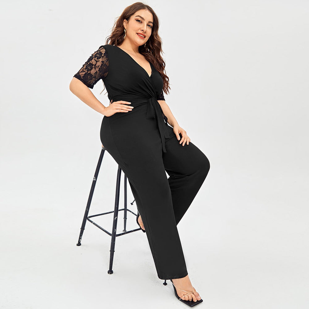 CLOE | Zwarte Jumpsuit met Kantmouwen – Elegante Plus Size Pasvorm