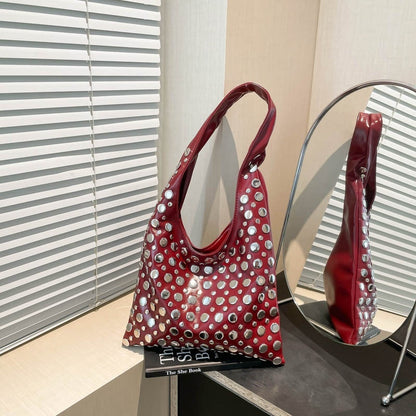 BIRGIT | Schoudertas met Studs – Stoere Leren Look Tas voor Dames