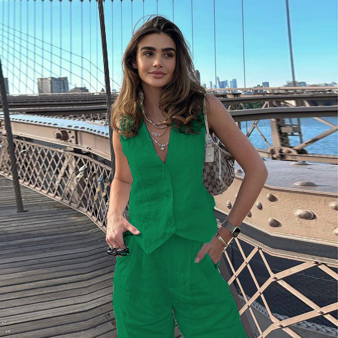 IVY | Linnenlook Two-Piece Set – Mouwloos Gilet & Wide-Leg Broek voor een Chic Zomerstatement