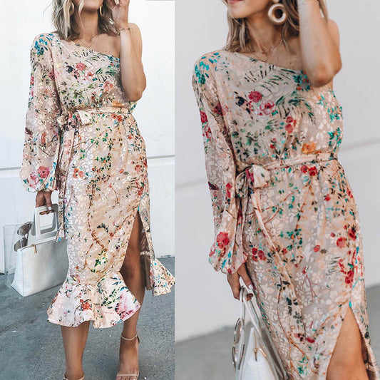 DYLANA | One Shoulder Bloemenjurk – Asymmetrische Glamour met Bloemenprint