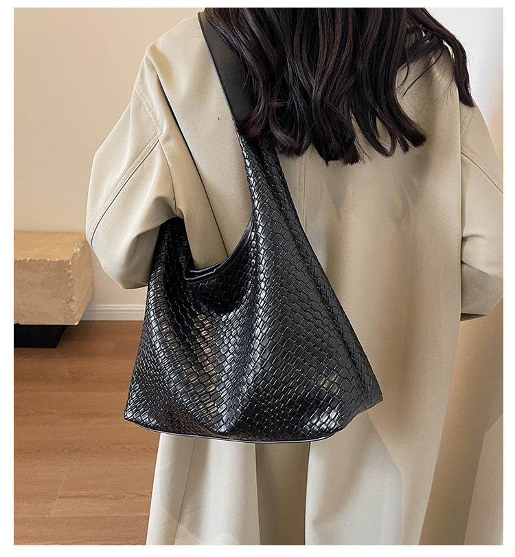 ARYA | Gevlochten Schoudertas – Minimalistische Handtas met Luxe Look