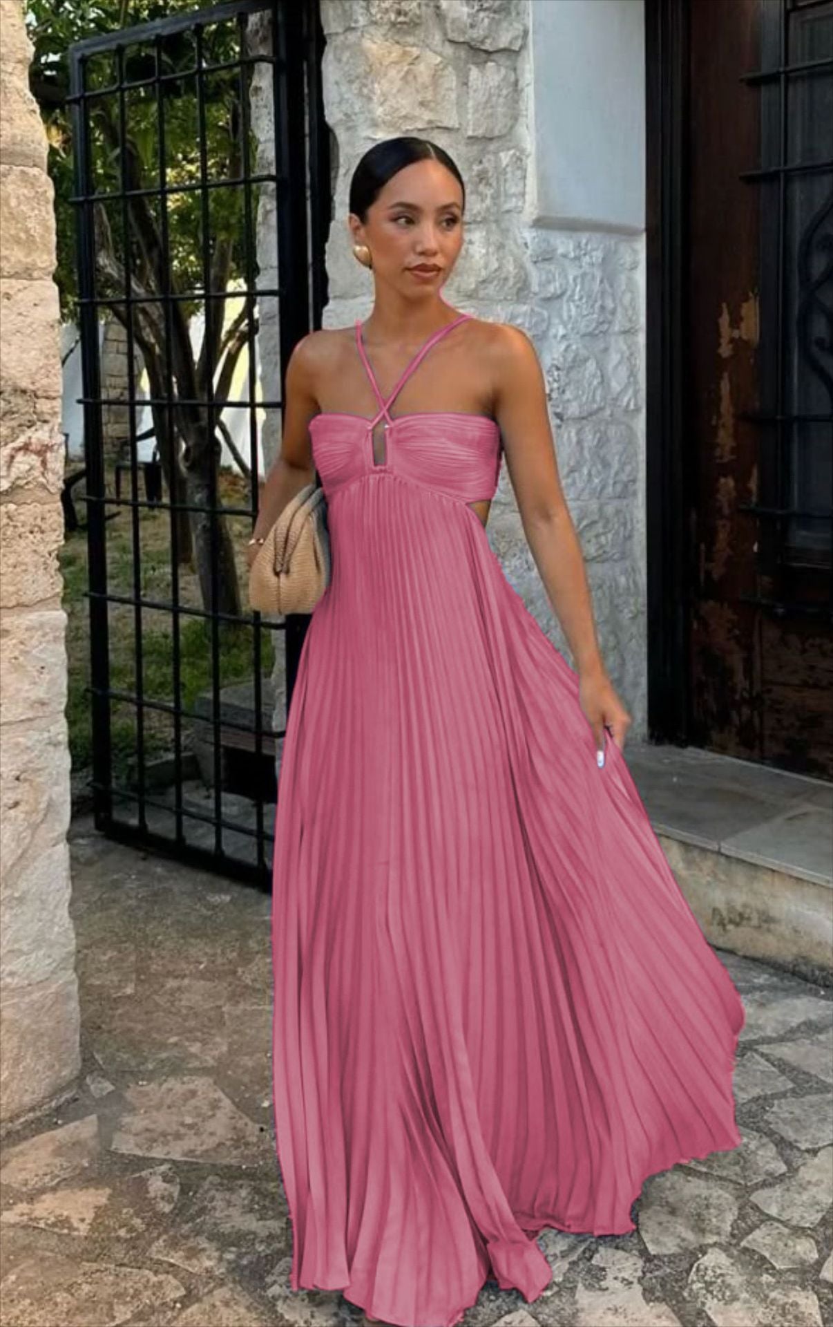 ALMIRA | Plissé Maxi Jurk met Open Rug – Zomerse Elegantie