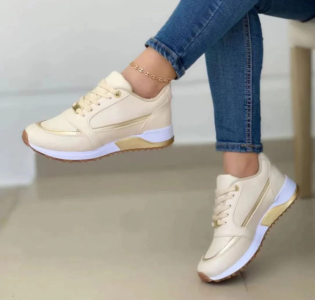 NOEK | Dames Sneakers met Gouden Detail