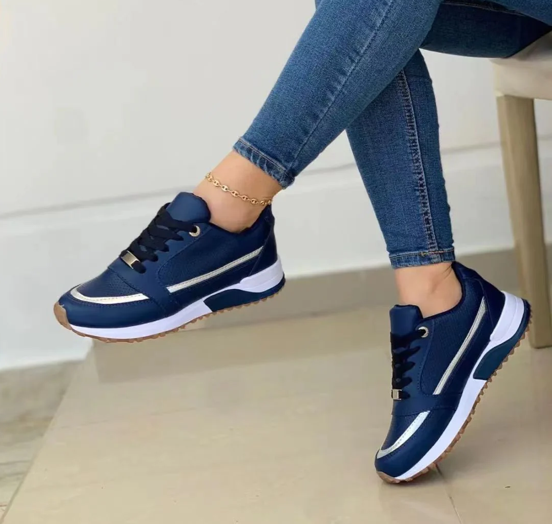 NOEK | Dames Sneakers met Gouden Detail